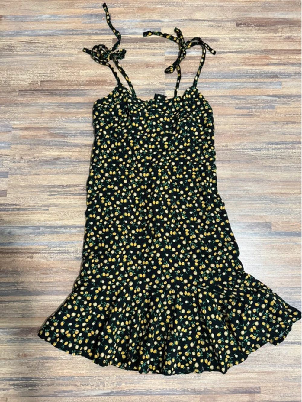 Wild fable lemon dress size XS
